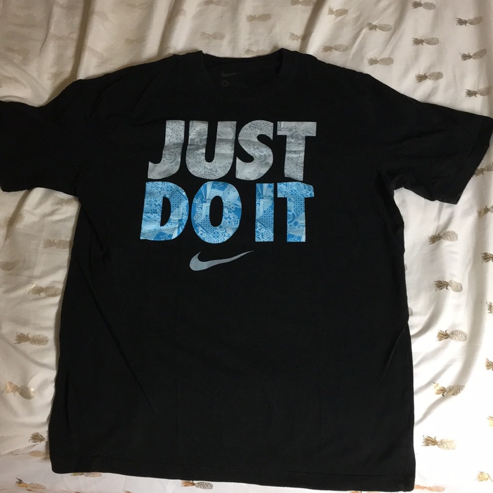 Nike Tee